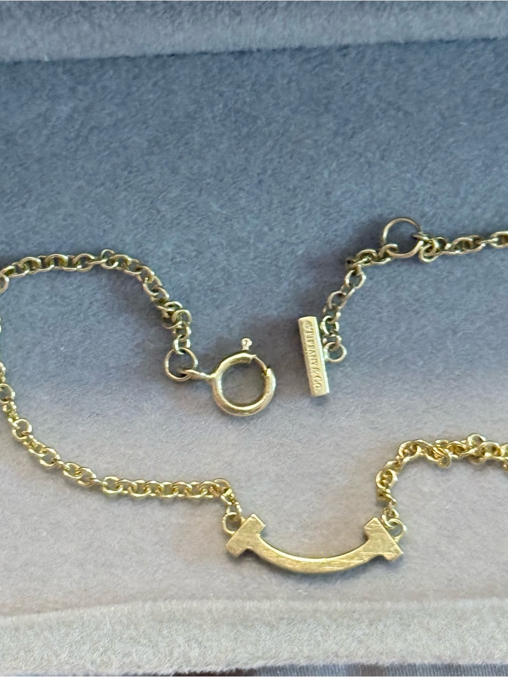 AUTHENTIC Preloved TIFFANY & CO. Mini T Smile Bracelet in K18 Yellow Gold